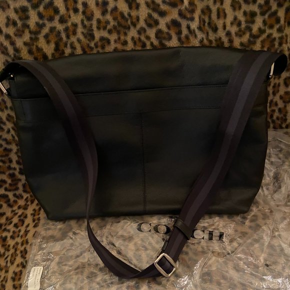 COPY - Men’s Black Leather Coach Messenger Bag - Picture 4 of 5